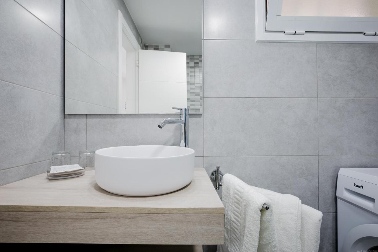 Blue Estudio - La Caleta Apartment Costa Adeje  ภายนอก รูปภาพ
